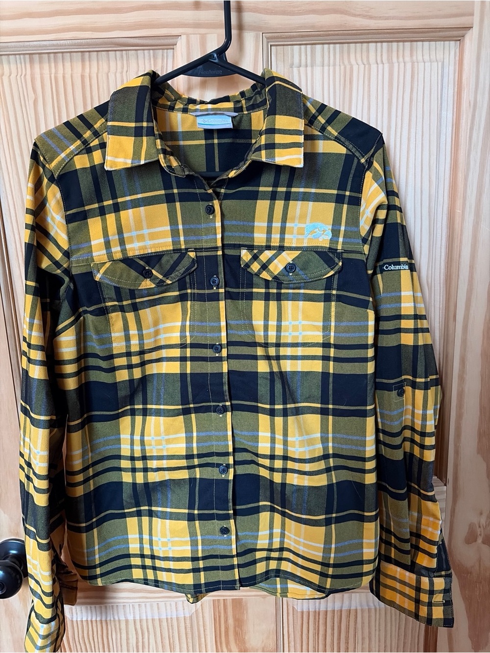 Columbia Yellow and Black Plaid Women's Button-Down Shirt